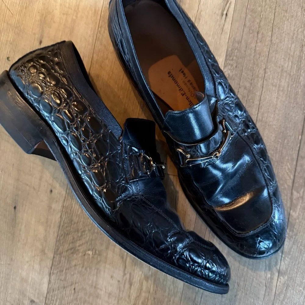 Allen Edmonds Madrid Alligator Loafers | Black